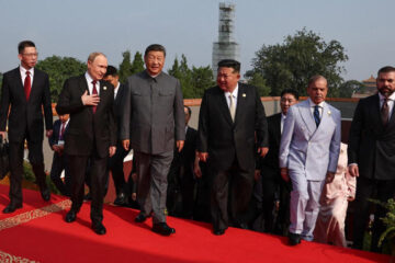 Russia e Nord Corea in Cina “contro il nazismo moderno”